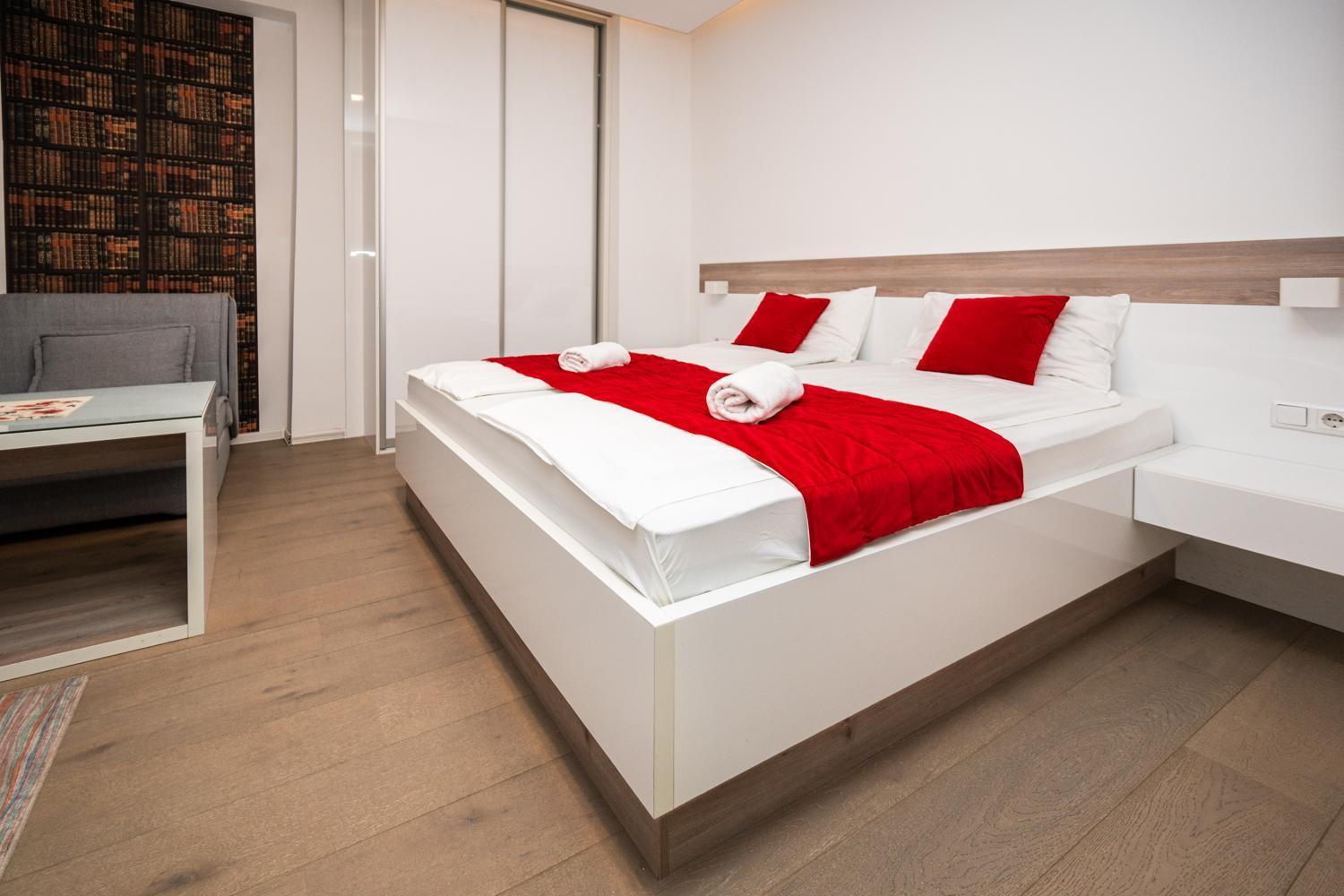Modern And Design Apartments Near Cathedral Sarajewo Zewnętrze zdjęcie